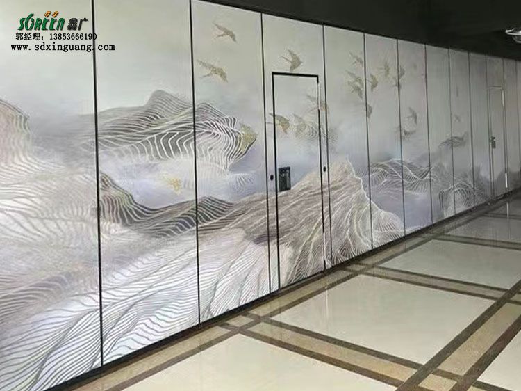 濰坊活動隔斷廠家酒店活動隔斷墻，展廳折疊推拉門，移動屏風高隔